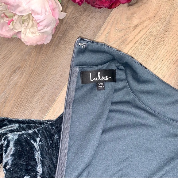 ✅ CLEARANCE Lulus A Little Crush Velvet Cold Shoulder Long Sleeve Dress - Picture 6 of 6
